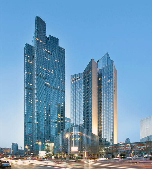 以“創造地段财富”為(wèi)核心理(lǐ)念